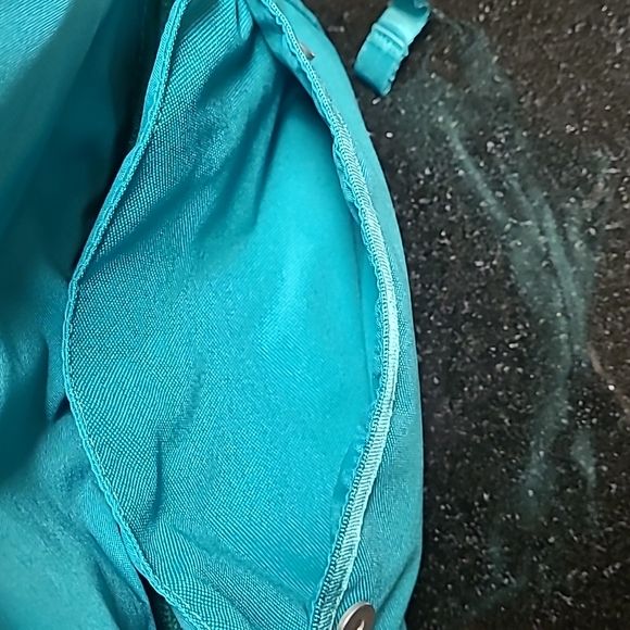 Nike Crossbody Bag - Picture 6 of 10